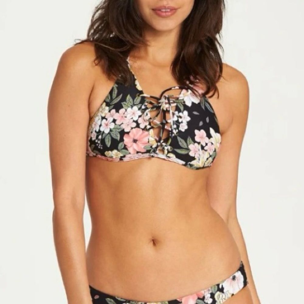 NEW Billabong Away We Go Black Floral Print Cami Bikini Top Women’s Size Medium